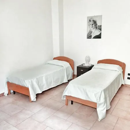 Apartment Spaziosa Casa Salentina 6 Ospiti Freeparking 5 Min A Lecce Pochi Min Mare Wi-fi Monteroni di Lecce