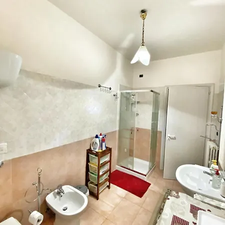 Spaziosa Casa Salentina 6 Ospiti Freeparking 5 Min A Lecce Pochi Min Mare Wi-fi